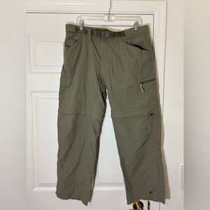 Columbia convertible hiking pants / shorts size 36x30